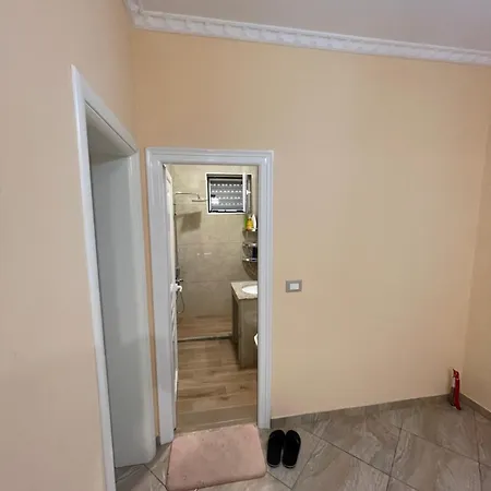 8 Villa Polisi i Vogel